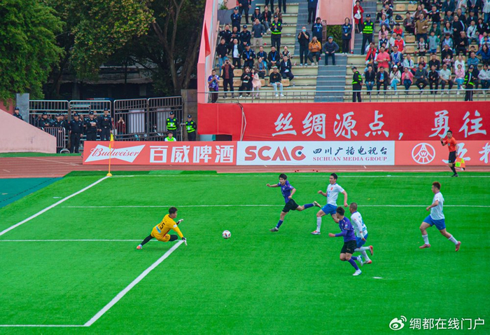 咪咕体育app下载-川超决赛第五轮南充队主场3:1战胜达州队排积分榜第六位|南充丝绸源点队|达州川汉子队|足球联赛|丝绸|比赛_新浪体育_新浪新闻